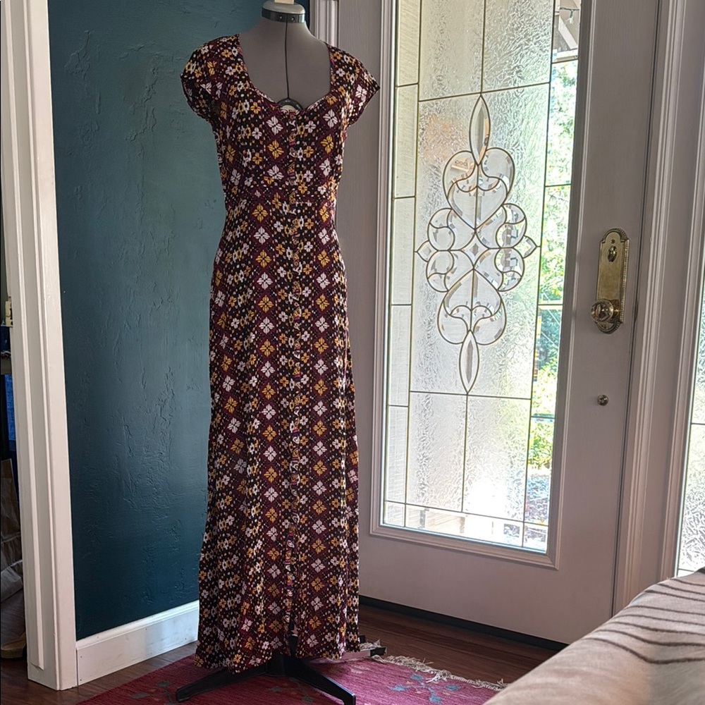 Tigerlily Maroon and White Maxi Sundress Scoop Neck